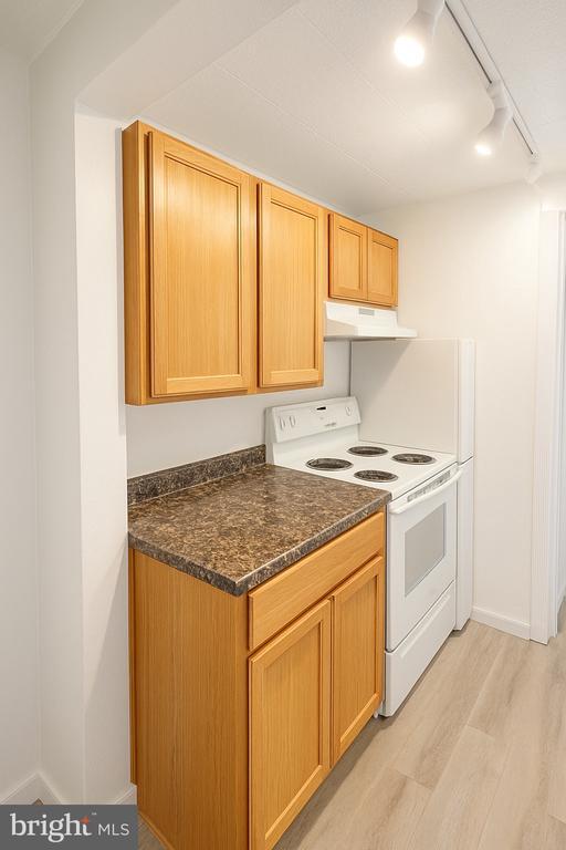 property at 20 W Bridge St