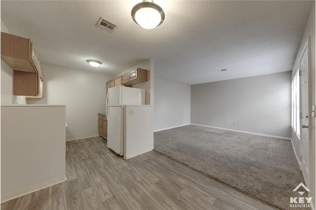 property at 1324 N Minneapolis St