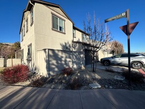 2305 Tara Ridge Trail in Reno, NV - Building Photo - Building Photo