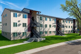 Overlook at Thornton in Thornton, CO - Foto de edificio - Building Photo