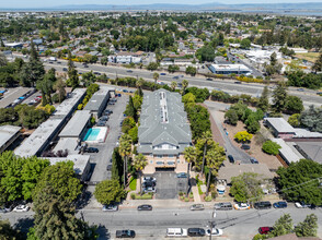 453 E Okeefe St in East Palo Alto, CA - Building Photo - Building Photo