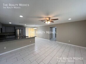 461 Malauka Loop in Ocklawaha, FL - Building Photo - Building Photo