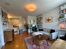 165 Court St in Brooklyn, NY - Building Photo