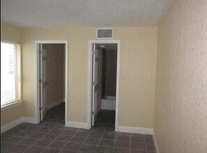 4215 S 57th Ave in Greenacres, FL - Building Photo - Building Photo
