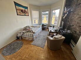 42 Anderson St in Boston, MA - Building Photo