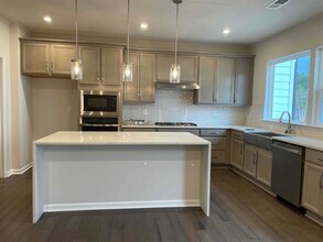 135 Berkeley Ave in Mooresville, NC - Building Photo - Building Photo