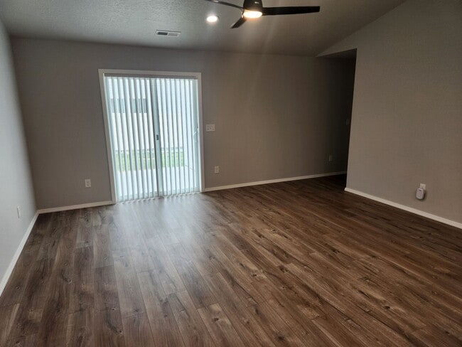 688 W Screech Owl Dr in Kuna, ID - Building Photo - Building Photo