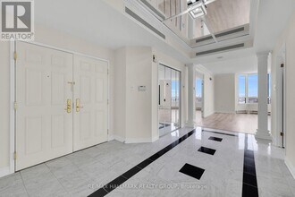 1480 Riverside Dr. in Ottawa, ON - Building Photo - Building Photo