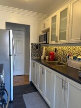 Carolyn Court in Toronto, ON - Building Photo - Building Photo