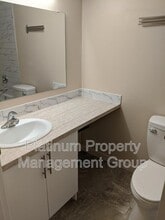 322-326 6 Ave NE in Calgary, AB - Building Photo - Building Photo