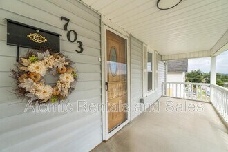 703 W 2nd Ave in Lenoir City, TN - Building Photo - Building Photo