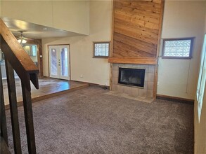 2011 Pecan Dr in Portland, TX - Foto de edificio - Building Photo