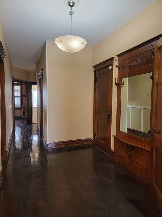 6328 S St Lawrence Ave in Chicago, IL - Building Photo - Building Photo