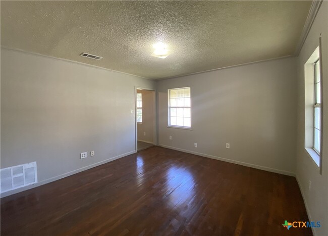 property at 411 Wisconsin St