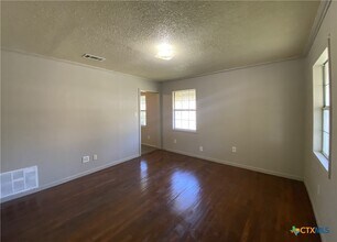 411 Wisconsin St in Killeen, TX - Building Photo - Building Photo