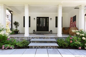 31 Hazel St in Darien, CT - Building Photo - Building Photo