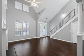 1323 Island Ridge Dr in Memphis, TN - Building Photo - Building Photo