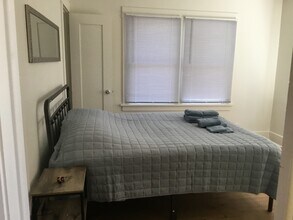 665 Loma Ave in Long Beach, CA - Foto de edificio - Building Photo