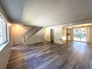 4426 97th Ave W in University Place, WA - Building Photo - Building Photo