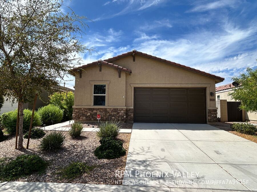 4027 W Copperleaf Dr in San Tan Valley, AZ - Building Photo