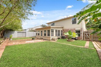 8427 Brickhaven Ln in Houston, TX - Building Photo - Building Photo