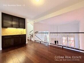 2561 Navarra Dr in Carlsbad, CA - Building Photo - Building Photo