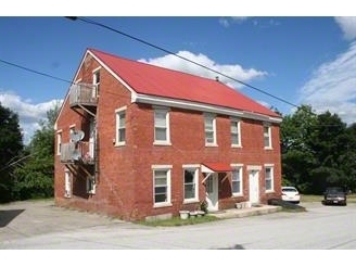 104 Main St in Winterport, ME - Building Photo