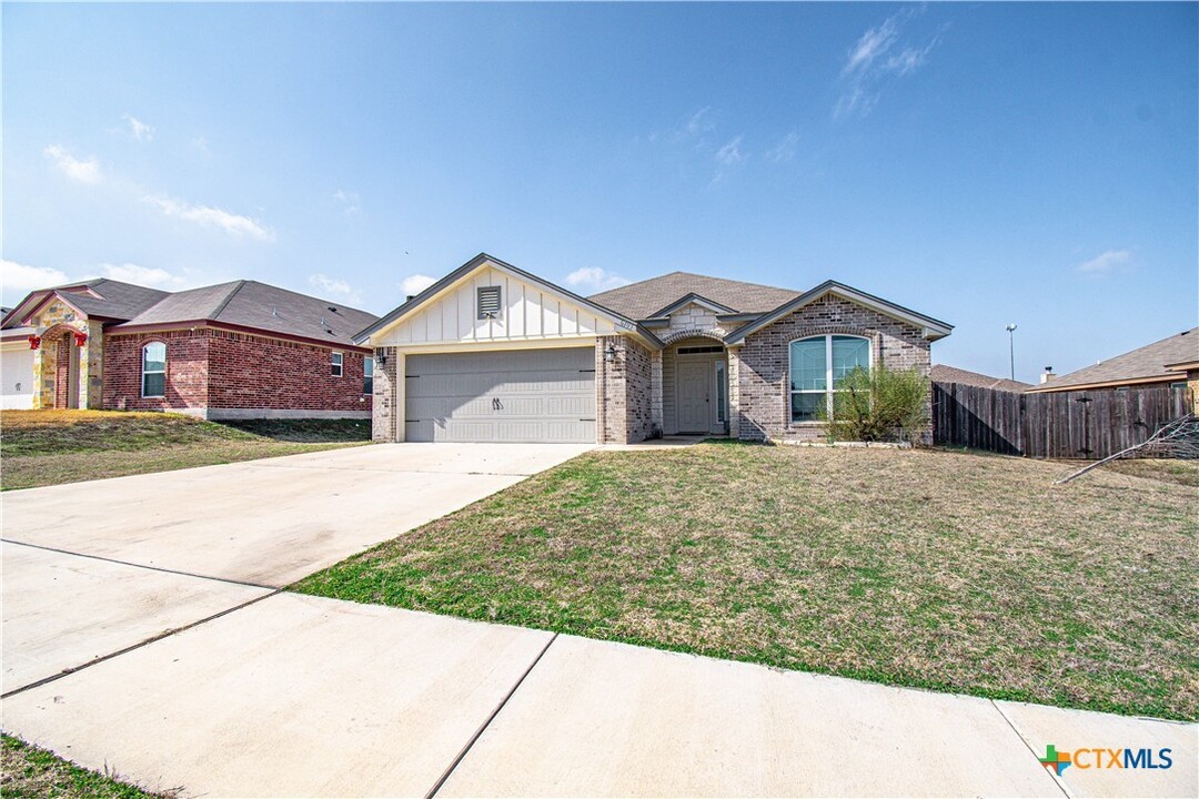 6703 Keechi Valley Dr in Killeen, TX - Building Photo