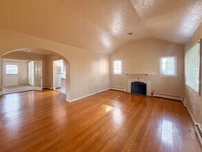 1945 High St SE in Salem, OR - Building Photo - Building Photo