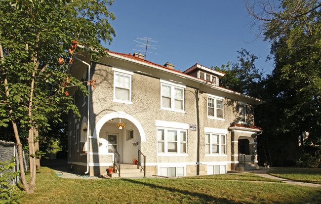 Church Street Apartments in Ann Arbor, MI - Foto de edificio - Building Photo