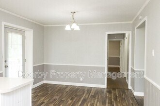 730 Roberta Dr in Rossville, GA - Building Photo - Building Photo