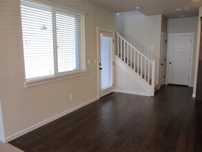 10172 SW Barber St in Wilsonville, OR - Building Photo - Building Photo