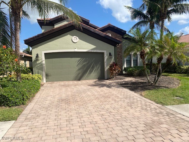 26151 St Michael Ln in Bonita Springs, FL - Foto de edificio - Building Photo