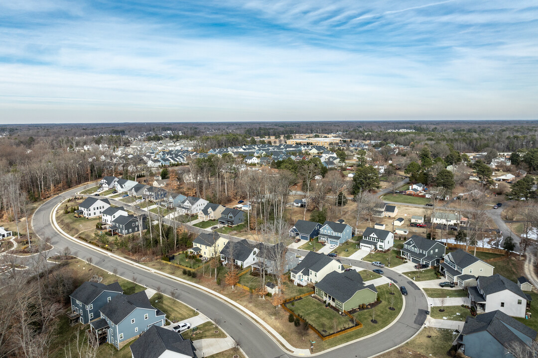 10122 Cabernet Ln in Mechanicsville, VA - Building Photo