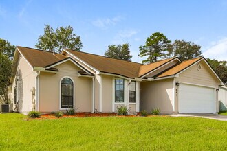 641 Charles Pinckney St in Orange Park, FL - Building Photo - Building Photo