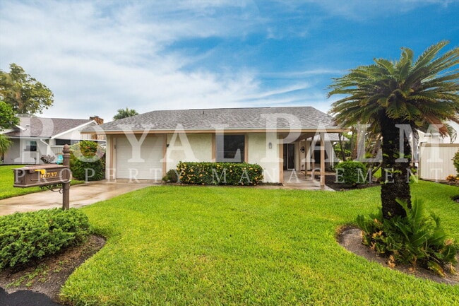 16737 Pheasant Ct in Ft. Myers, FL - Foto de edificio - Building Photo