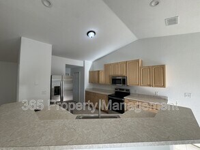 3614 Cordova Terrace in North Port, FL - Building Photo - Building Photo