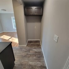 19 Railroad St in Greenlawn, NY - Building Photo - Building Photo
