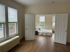 951 Farmington Ave, Unit C-4 in West Hartford, CT - Building Photo - Building Photo