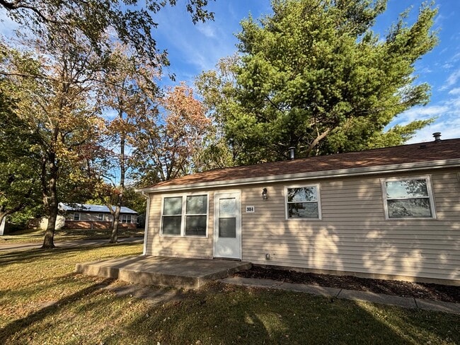 2608 Dale Dr, Unit B