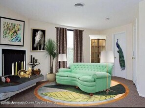 19 Rector Pl in Red Bank, NJ - Building Photo - Building Photo