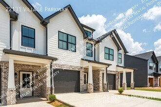 22131 Village Pkwy in Helena, AL - Building Photo - Building Photo