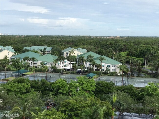 425 Cove Tower Dr