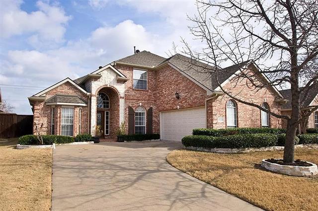10118 St Georges Dr in Rowlett, TX - Building Photo