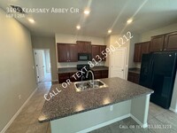 3405 Kearsney Abbey Cir in Dover, FL - Building Photo - Building Photo