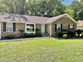 13004 Astalot Dr SE in Huntsville, AL - Building Photo - Building Photo