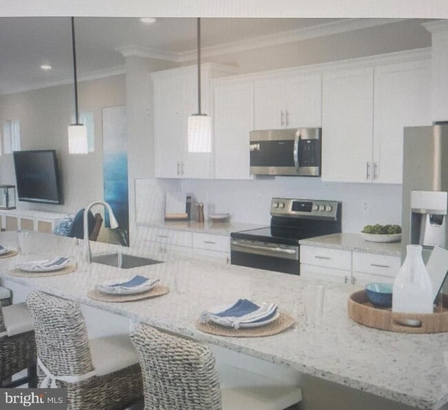 property at 7557 Dundee Rd