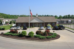 Shaker point Apartments