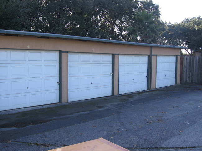 2600 17th Ave in Santa Cruz, CA - Building Photo - Other