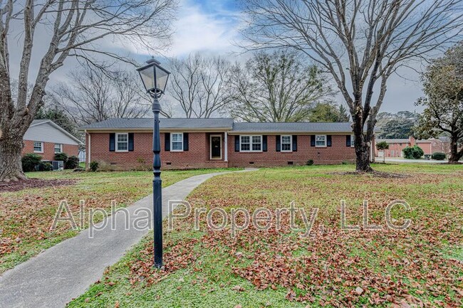 property at 400 Fairhaven Dr